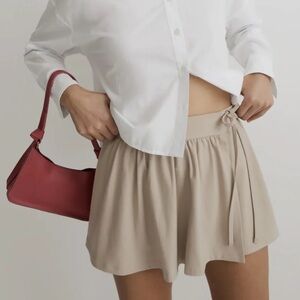 MWL Flex Wrap Skort in Wet Sand Tan Medium Like New